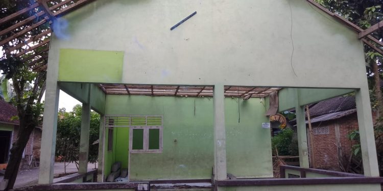 Diduga Oknum TPK Desa Labulia Tilep Dana Rehap Posyandu.