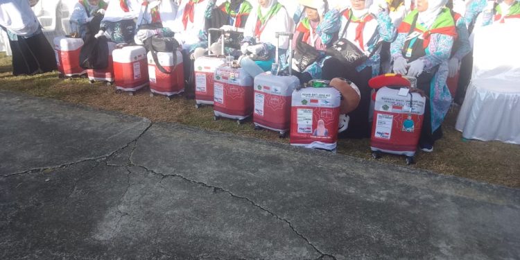Bupati Lombok Tengah Lepas 388 JCH Reguler Tahun 1444 H 2023